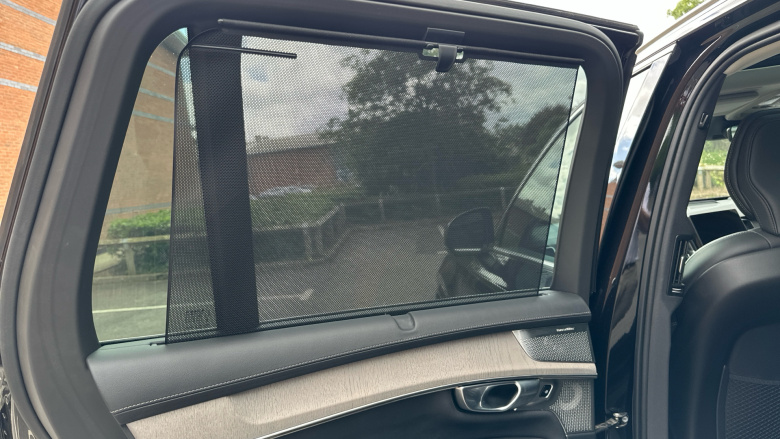 Volvo XC90 2.0 B5P Ultra Dark 5dr AWD Geartronic Petrol Estate